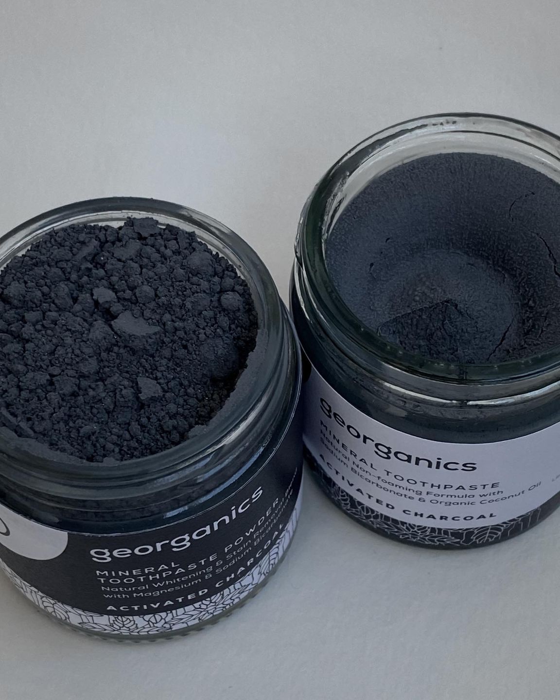 Customer photo review of Mineral Toothpaste Powder - Charcoal