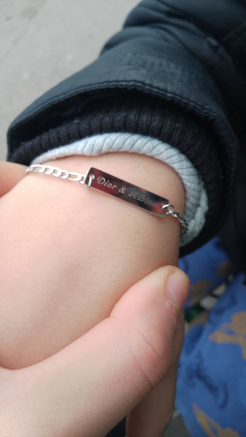 Customer photo review of Figaro Bar | Armband + Gravur
