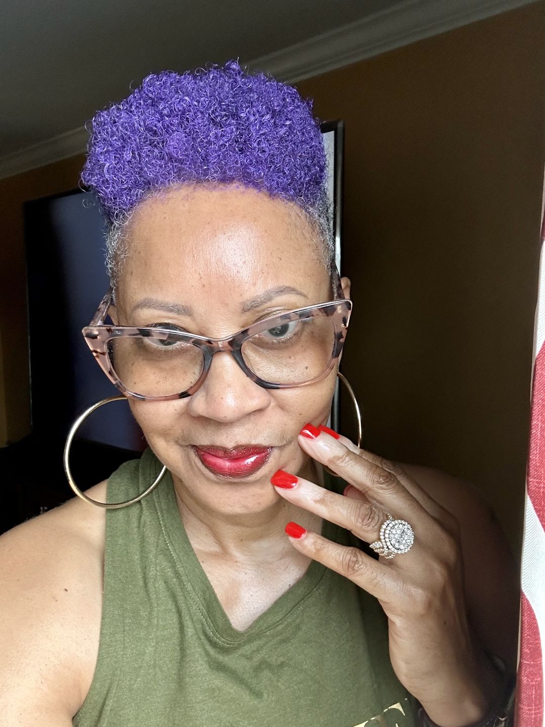 Customer photo review of Super G  Vital Growth Serum Water-based scalp serum infused with white willow bark