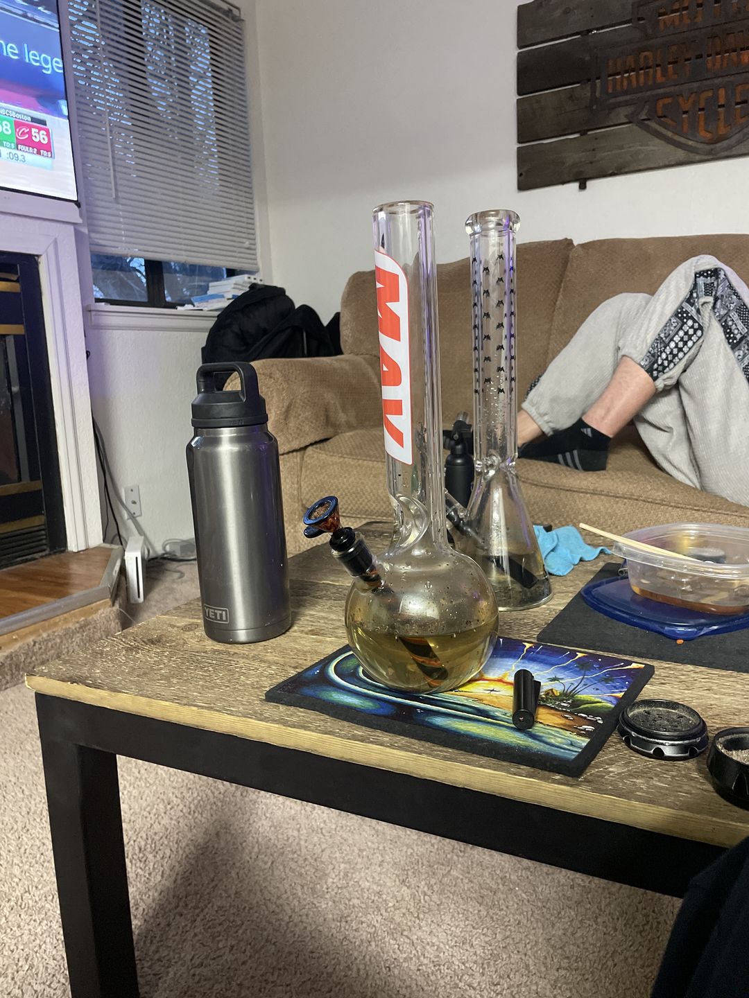 Customer photo review of 16" 9mm Old School Bubble Bottom Bong Retro Logo