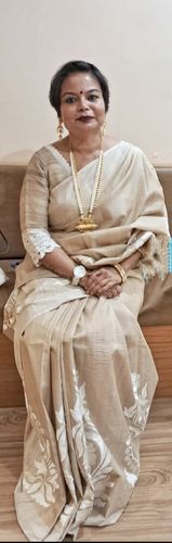 Customer photo review of Rubans Gold Plated HandCrafted Elegant Pearl Embellished Multi- Strand Necklace Set