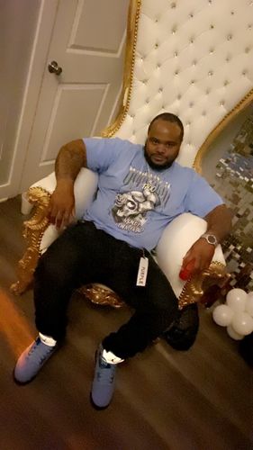 Customer photo review of UNC 6s DopeSkill University Blue T-Shirt Money On My Mind Graphic