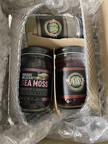 Customer photo review of The Wellness Trio Sea Moss Gel Combo
