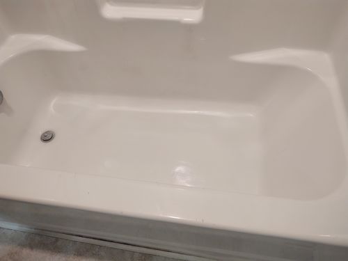 Arnold Dean S. review of Level 3 Tub Repair Kit: Floor Crack image 1 out of 1