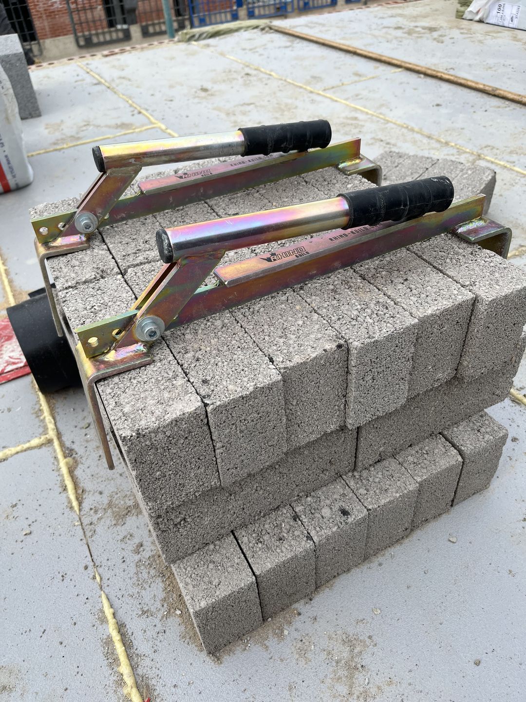 Customer photo review of Brick Tongs / Block Grab