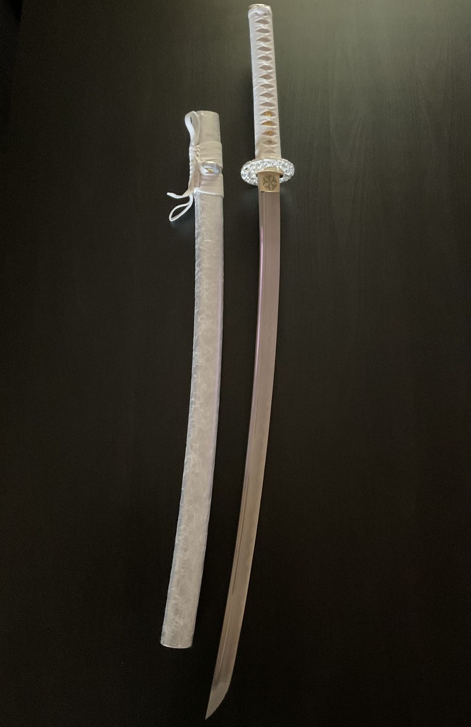 Customer photo review of The Shirubadoragon Handmade Katana Clay Tempered T10 Steel