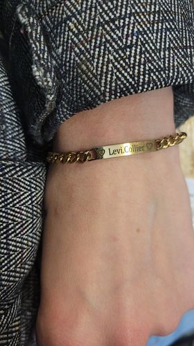 Customer photo review of Engraved Bracelet Set - W/ Eternal Rose Box