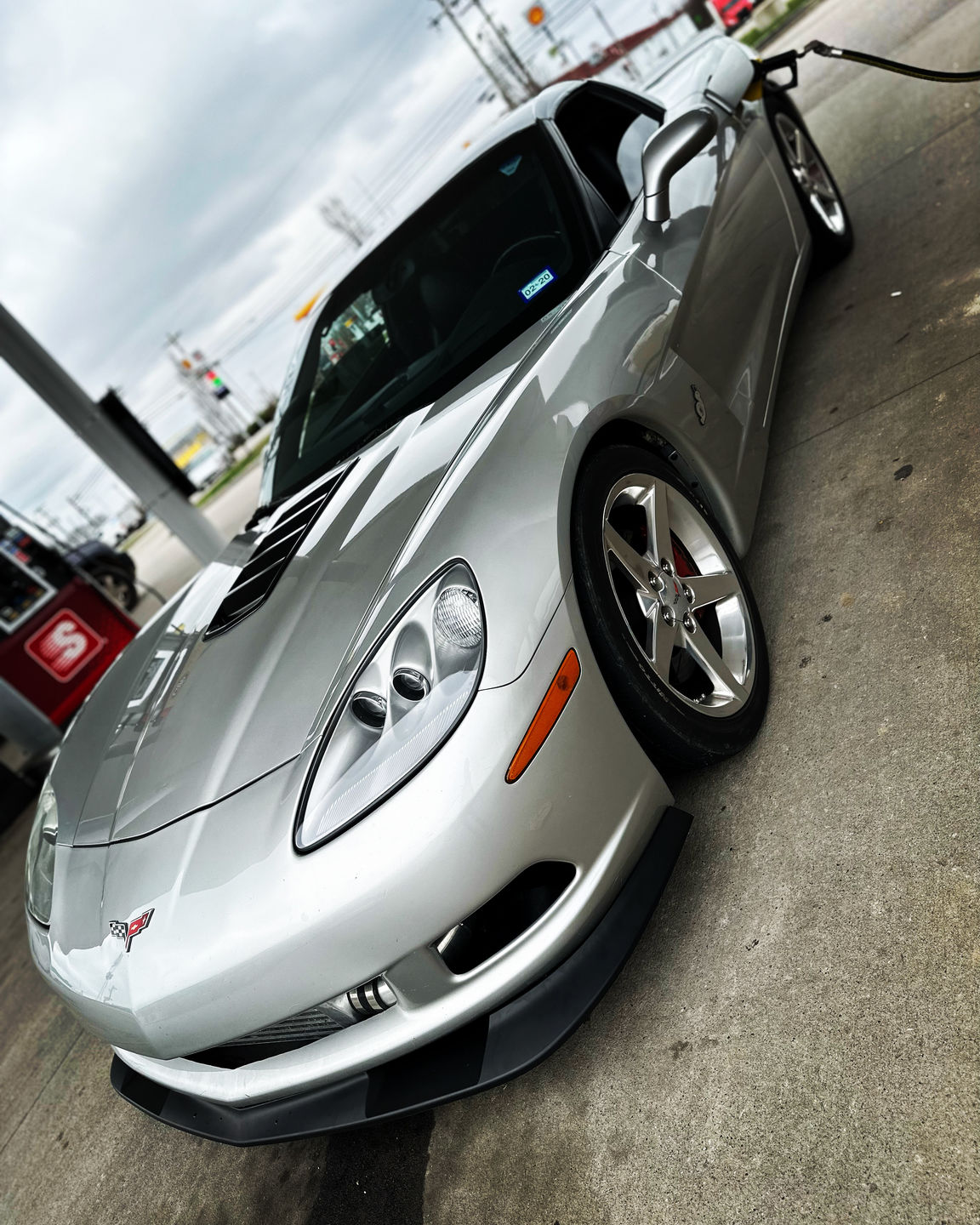 Customer photo review of Corvette C6 Base Extended Front Splitter Lip | ZR1 Conversion Package