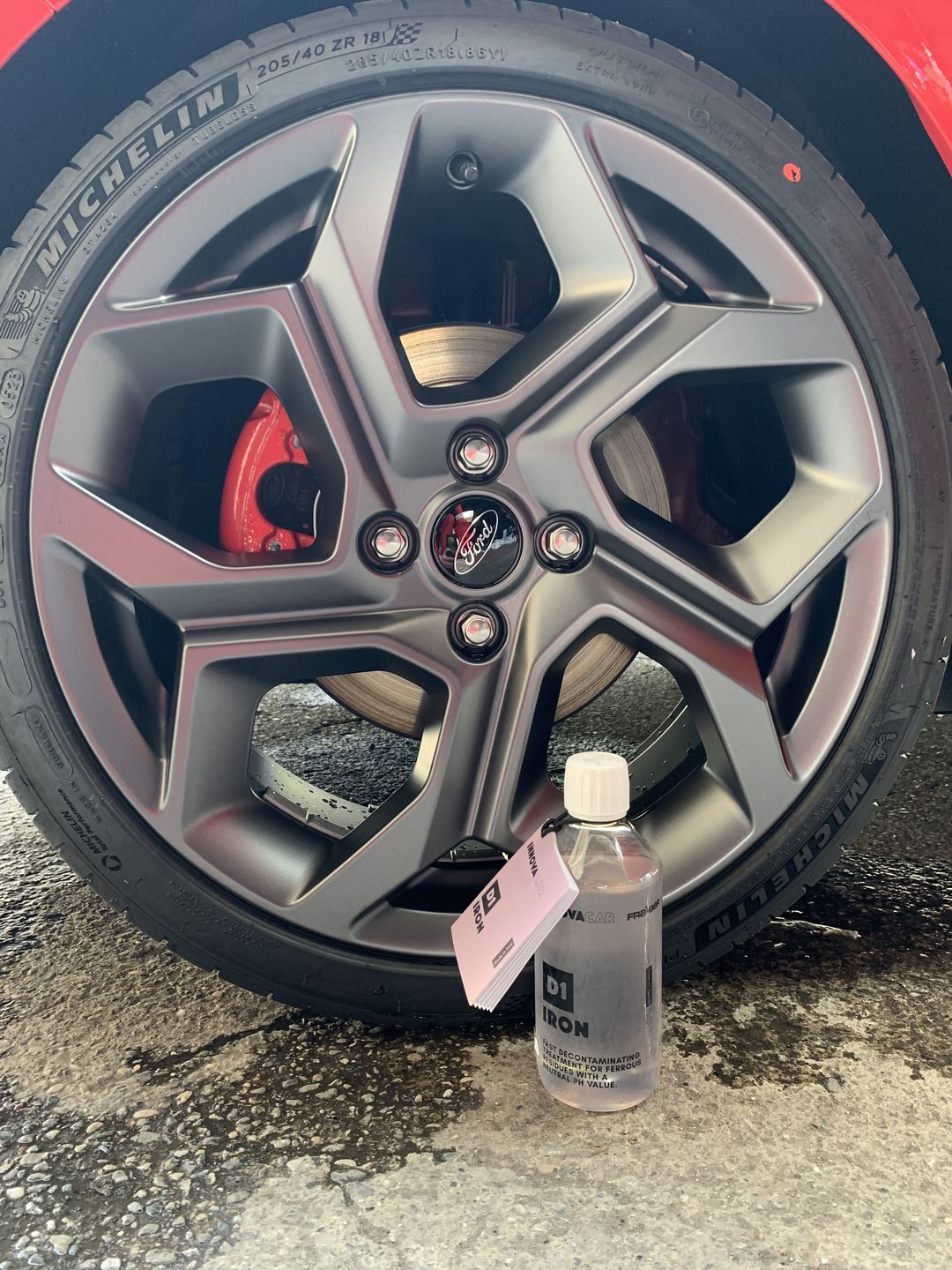 Customer photo review of D1 IRON by INNOVACAR: Iron Remover and Decontaminant for Rims, Bodywork, and Car Windows