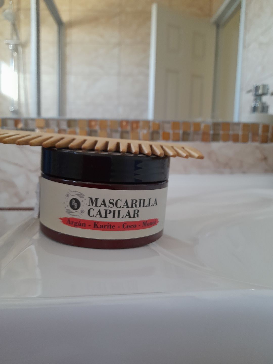 Customer photo review of Mascarilla Capilar Ultra Humectante + REGALO Peineta o Cepillo de Madera