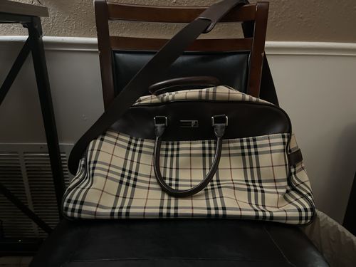 Customer photo review of Preloved BURBERRY Nova Check Duffle with Crossbody Strap  HQKDWCM 021523