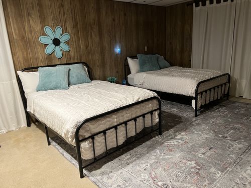 Customer photo review of Florence Machine Washable Rug