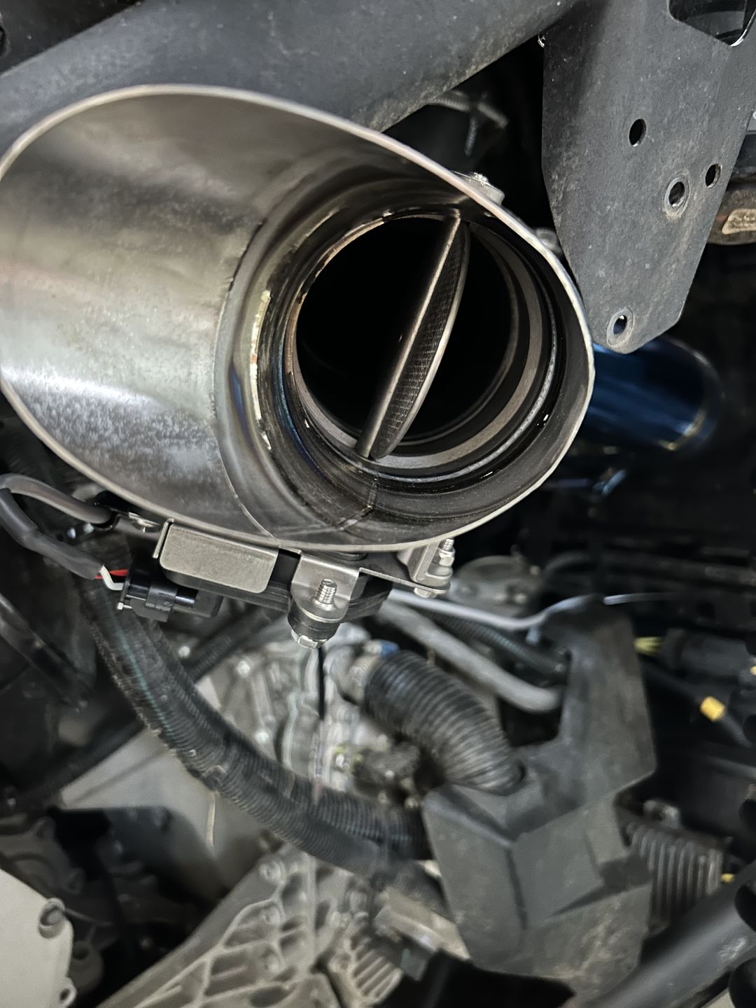 Customer photo review of RPM SxS Can-Am X3 TITANIUM TI E-Valve 3" Electronic Dump Valve Exhaust / Mid pipe