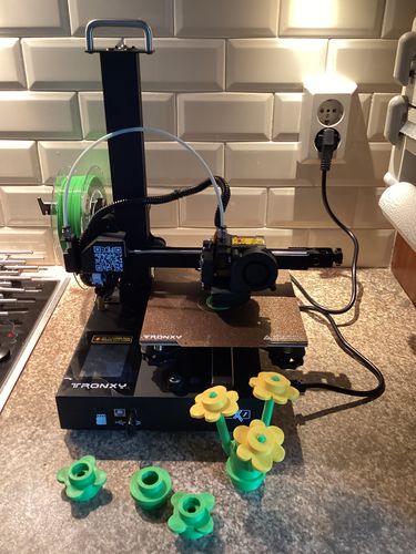 Customer photo review of CRUX1 Mini PEI 3D printer 180*180*180mm Fast Assembly Direct Drive Portable Desktop 3D Printer