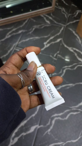 Customer photo review of LäppLyster™ Mild Exfolierande Läppskrubb
