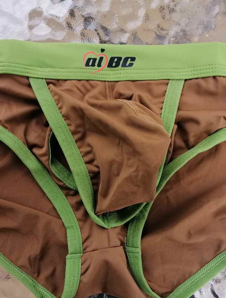 Customer photo review of 3 Pack Men's Separated Ball Pouch Briefs