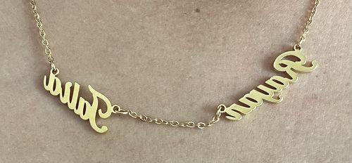 Customer photo review of Collier personnalisé 1 à 5 prénoms en acier inoxydable