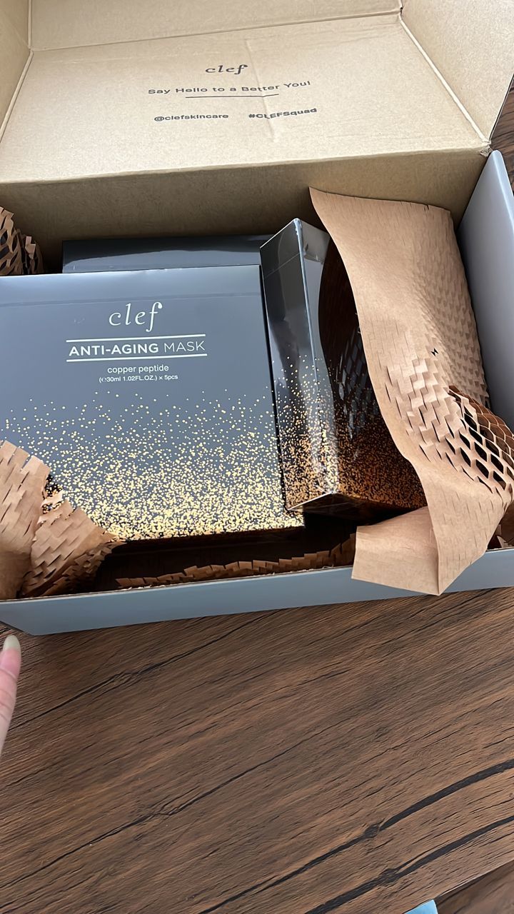 Customer photo review of CLEF x Sonia - 蓝铜胜肽面膜专区