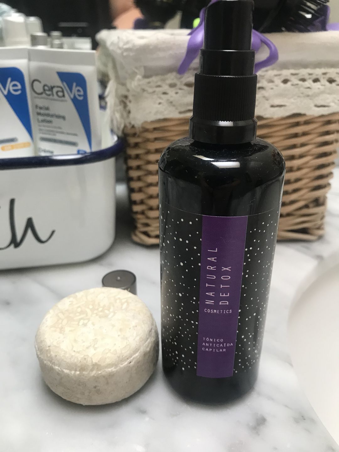 Customer photo review of Tónico anticaída + shampoo anticaída en barra