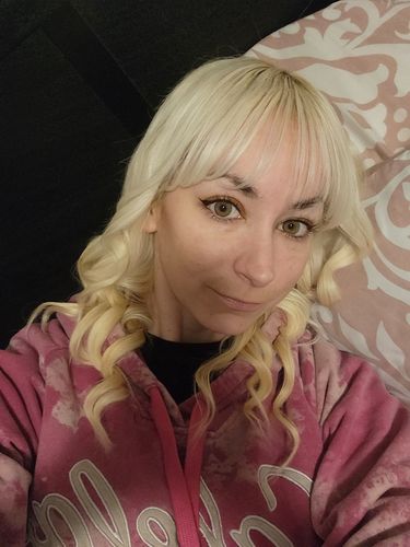 Customer photo review of Premium Candy Brown Prescription Colored Contact Lenses