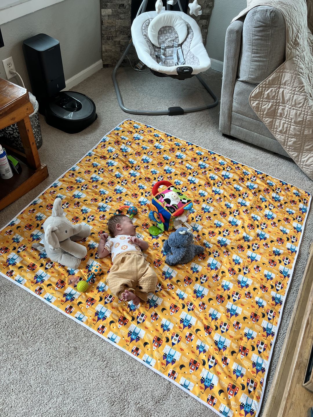 Customer photo review of Patterned Machine Washable Reversible Indoor/Outdoor Quilted Water Resistant Play Mat Blanket