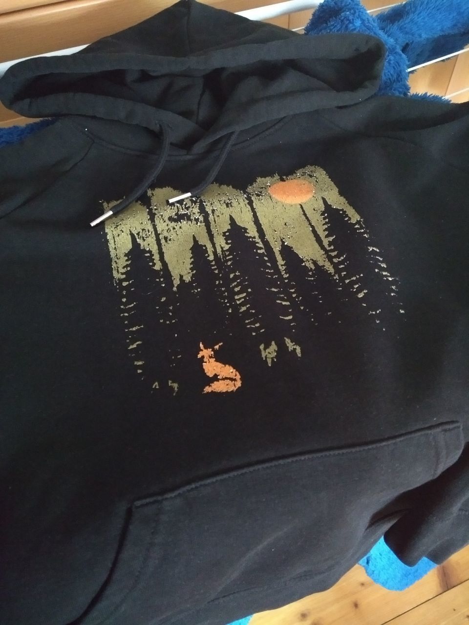 Customer photo review of FUCHS IM WALD KHAKI - Bio Unisex Hoodie (PREMIUM)