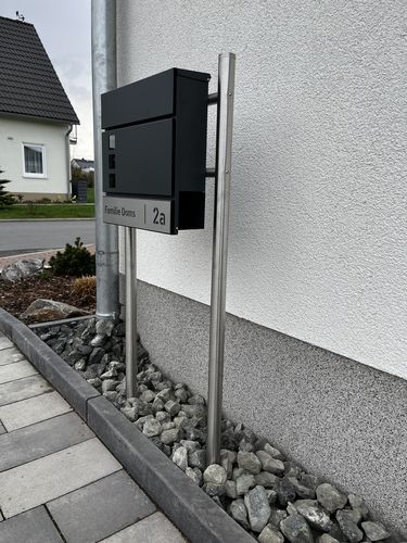 Customer photo review of Edelstahl-Standfüße für AlbersDesign-Briefkästen