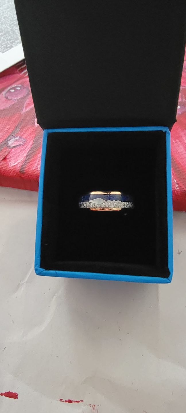 Customer photo review of 8mm- ROSE GOLD TUNGSTEN ARROW RING W/ BLUE LAPIS LAZULI, FAUX METEORITE,