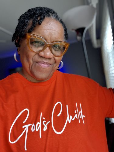 Customer photo review of Big Signature Tee " Orange "