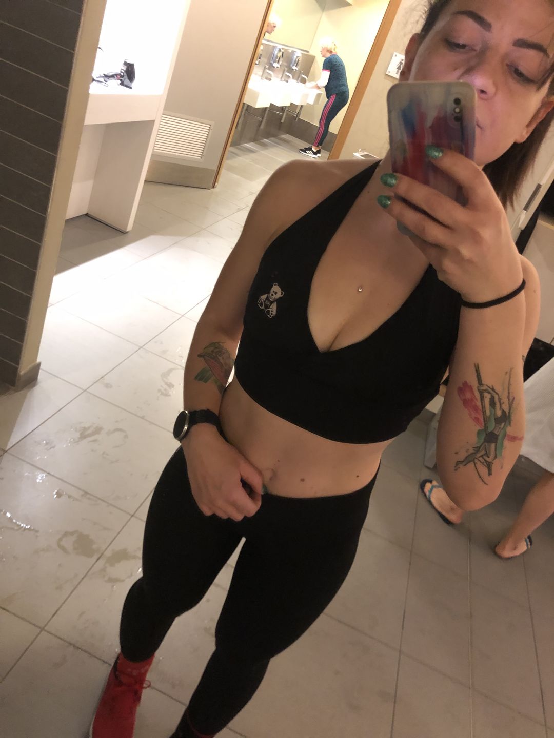 Customer photo review of TOP INTENSE BLACK