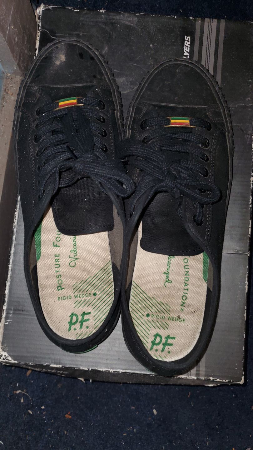Customer photo review of Jet Black Center Lo Top | Unisex Canvas Sneaker