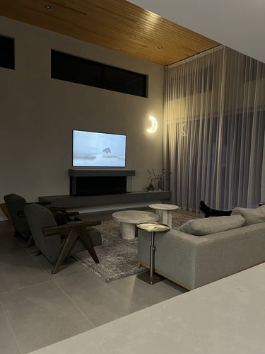 Customer photo review of The OG Neon Moon