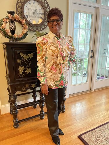 Customer photo review of Chains & More Blouse- AKA