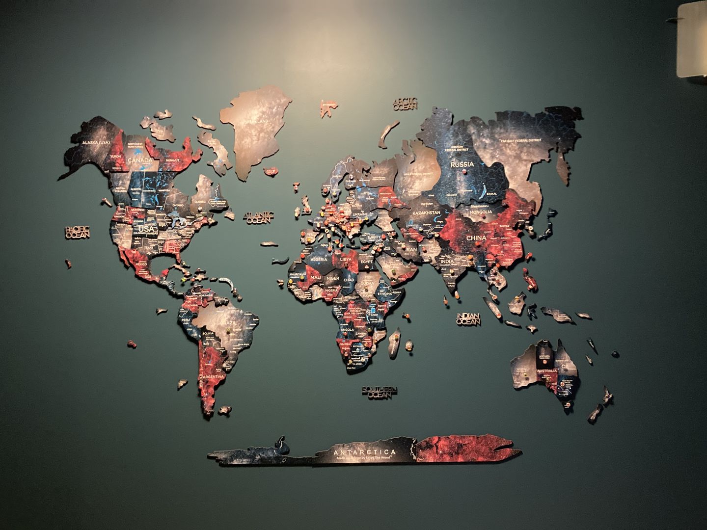 Customer photo review of 3D Wooden World Map Alcor