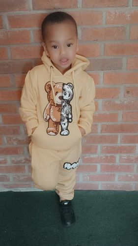 Customer photo review of Kids Teddy Robot Raw Drip White Chenille Hoodie and Jogger Set