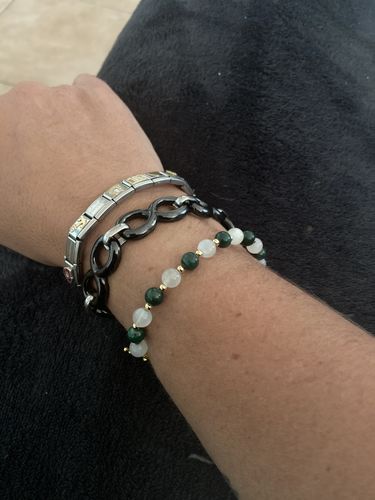 Customer photo review of Bracelet Anti-Douleurs en Malachite et Pierre de Lune | Or fin