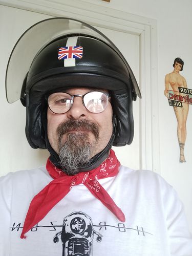 Customer photo review of Pack T-shirt + sticker concours