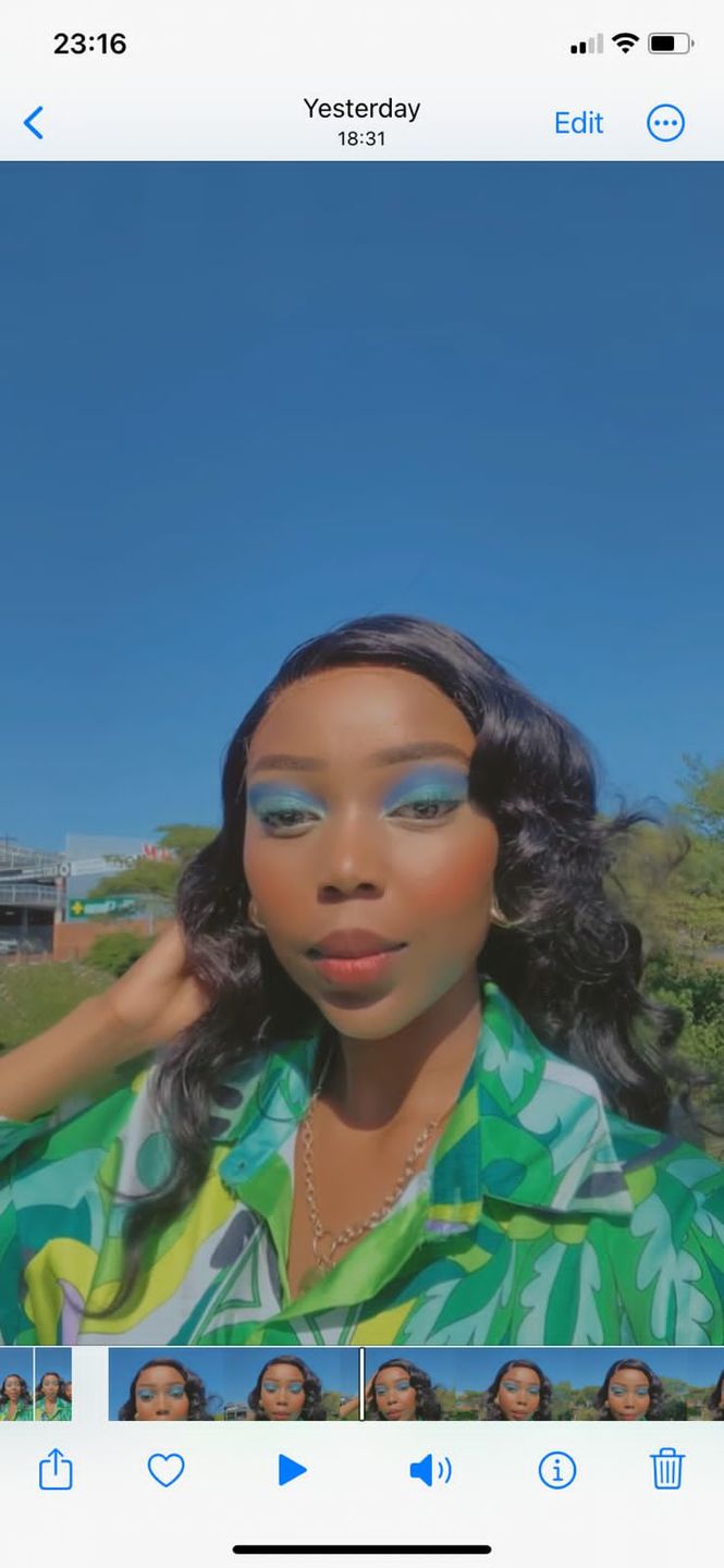 Customer photo review of Brazilian 13x4 Lace Frontal Wig Straight