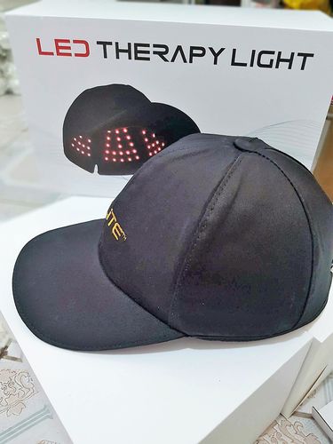 Customer photo review of QI LITE™ Hair Regrowth Red Light Infrared Laser Cap