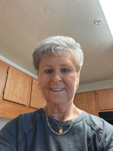 Customer photo review of AVIA Pendant (Gold)
