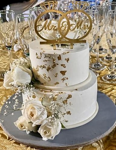 Customer photo review of Ivory Gold Wedding Cake