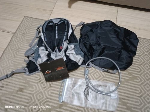 Customer photo review of Sac à Dos 25L de Voyage et Randonnée, robuste et léger - INOXTO™