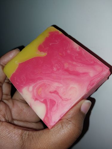 Customer photo review of Sweet and Low Yoni Bar