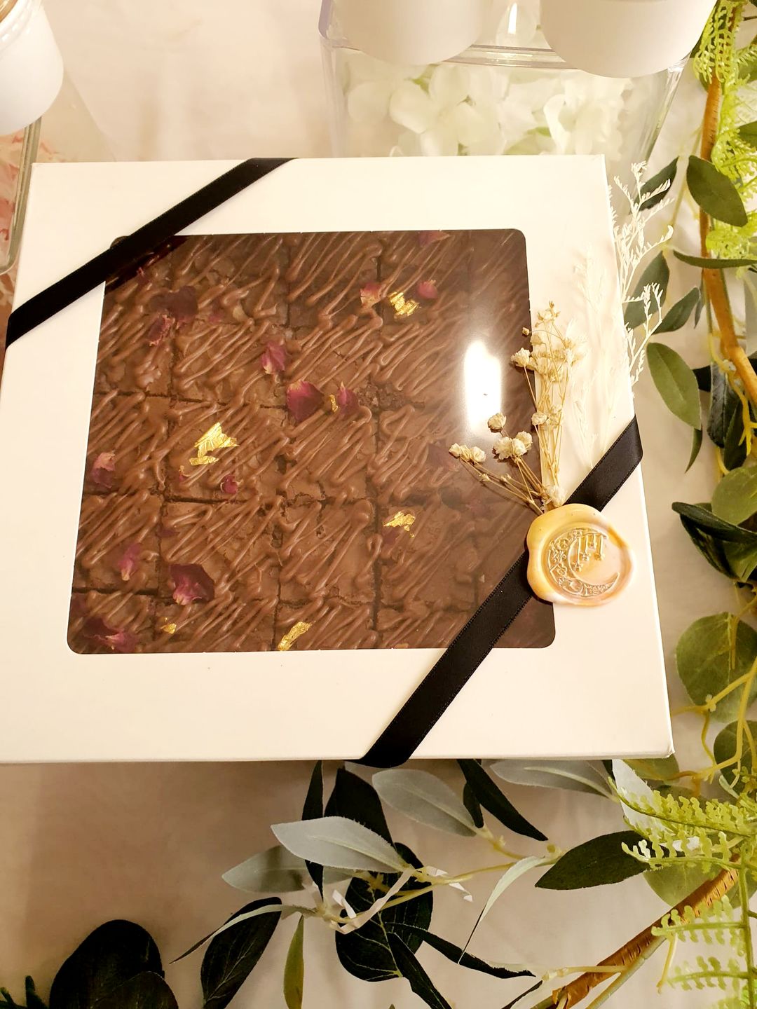Customer photo review of Premium Cardboard Takeaway Boxes With Cellulose Clear Window Lid