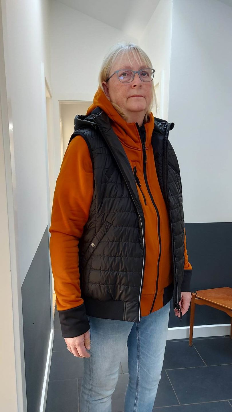 Customer photo review of Vatteret Hundeluftervest | Sort | Obelix