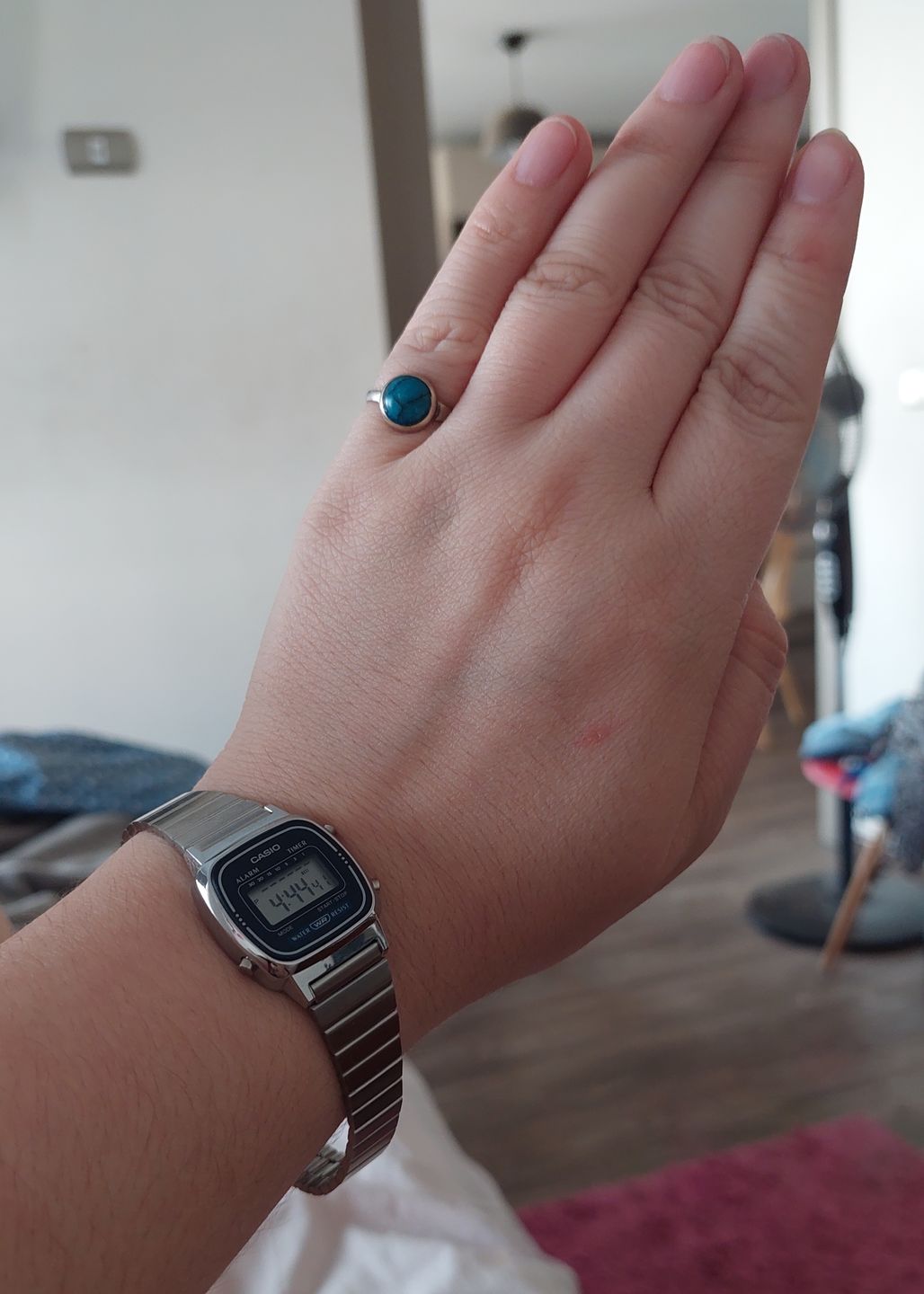 Customer photo review of Reloj Casio Vintage LA670WA-2DF Plateado Azul