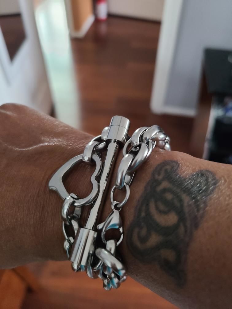 Customer photo review of Tabitha Stainless Steel Bar Bangle