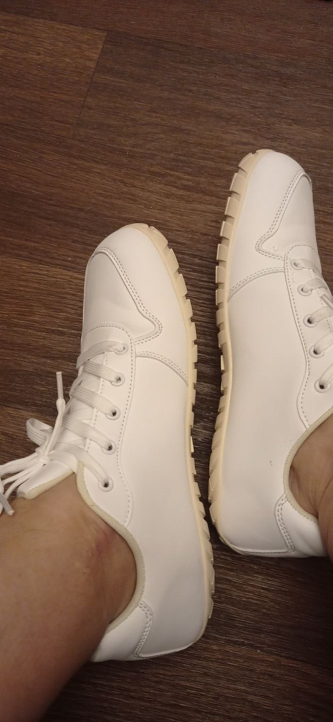 Customer photo review of Soft Fiber Leather Barefoot Shoe