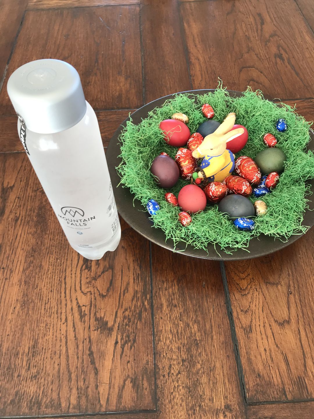 Customer photo review of 1L Sparkling Mineral Water - ZEROPET Bottle (Pack of 12)