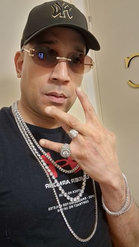 Customer photo review of Steel No Tarnish 200 Carat Flawless CZ Chain